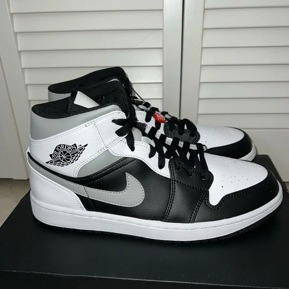 Jordan Brand Air Jordan One Mid White Shadow White Shadow Jordan
